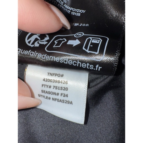 The North Face Everyday Insulated Puffer Vest Mens Medium Black Black Microsoft - Picture 5 of 6